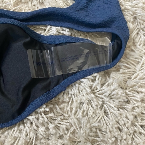 J. Crew NWT Textured Curved Waist High Cut Mid Rise Bikini Bottom Size Medium - Picture 5 of 6